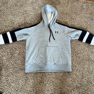 Color block Under Armour sweatshirt